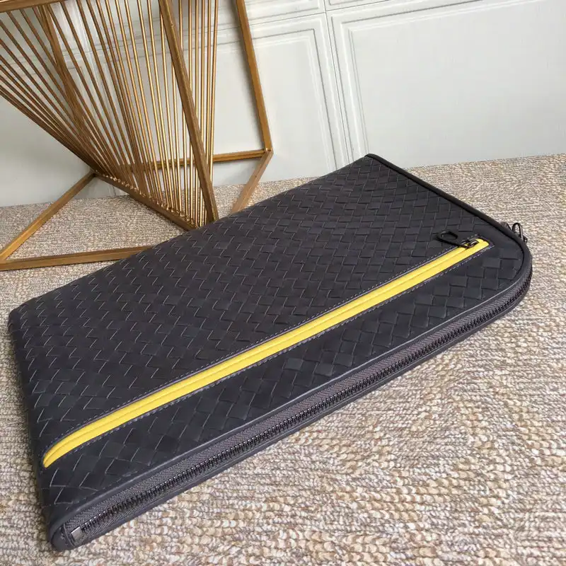 b0tt*ga Ven*ta bag 2209sf0142