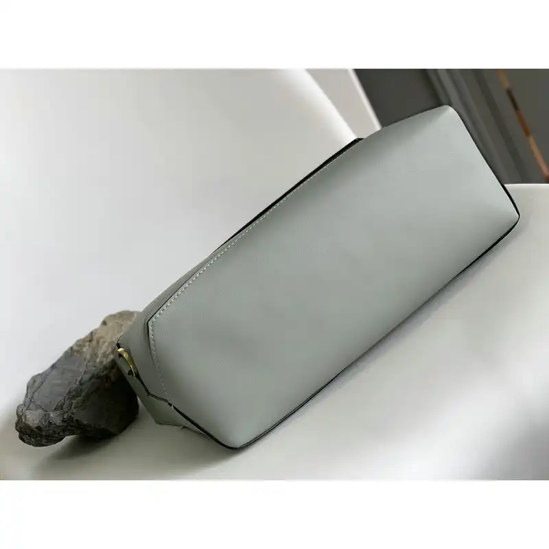 L0ew* bag 2209sw0005