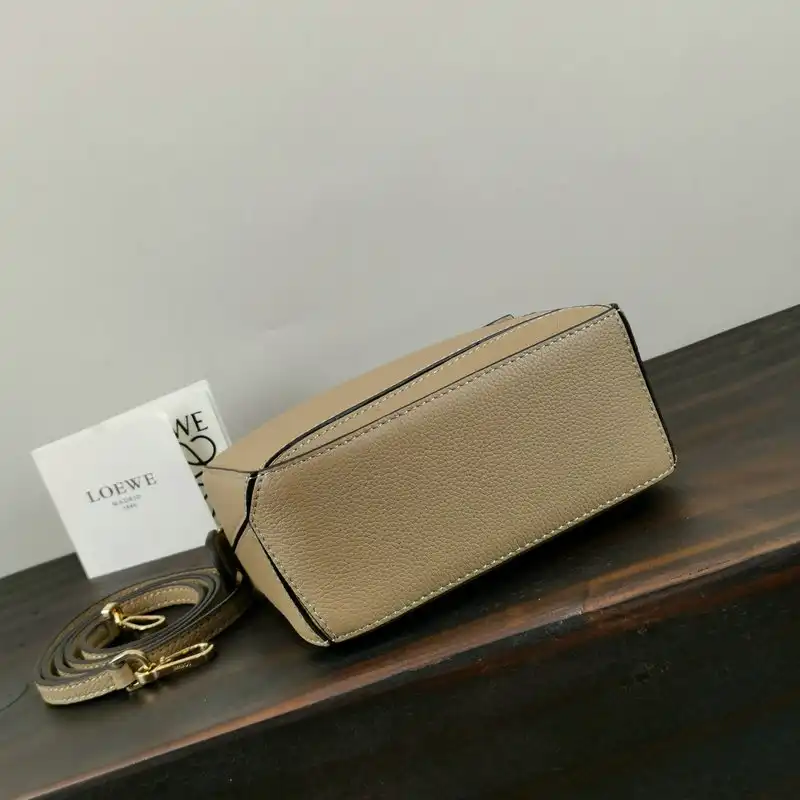 L0ew* bag 2209sw0010