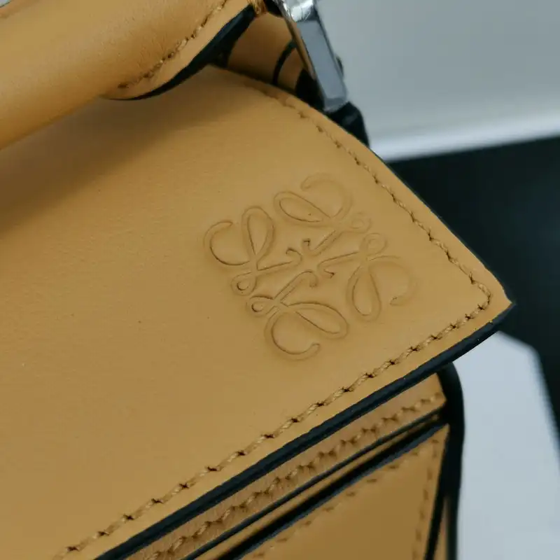 L0ew* bag 2209sw0017