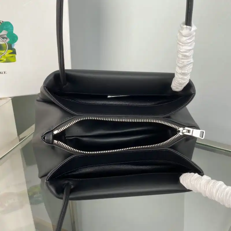 Pra*a bag 2209yz0061