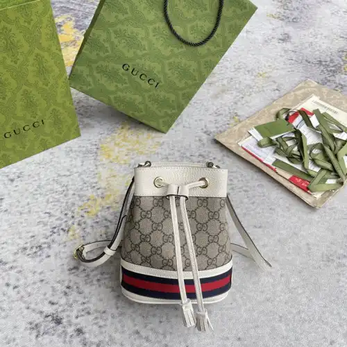 G*u*i bag 2210dj0033