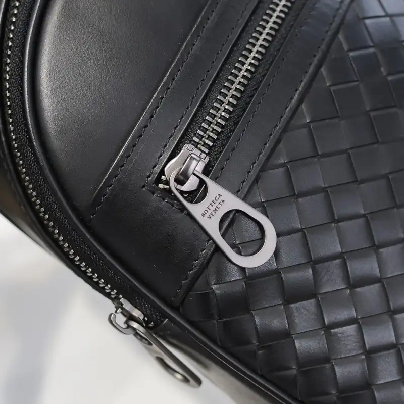 b0tt*ga Ven*ta bag 2212yz0055