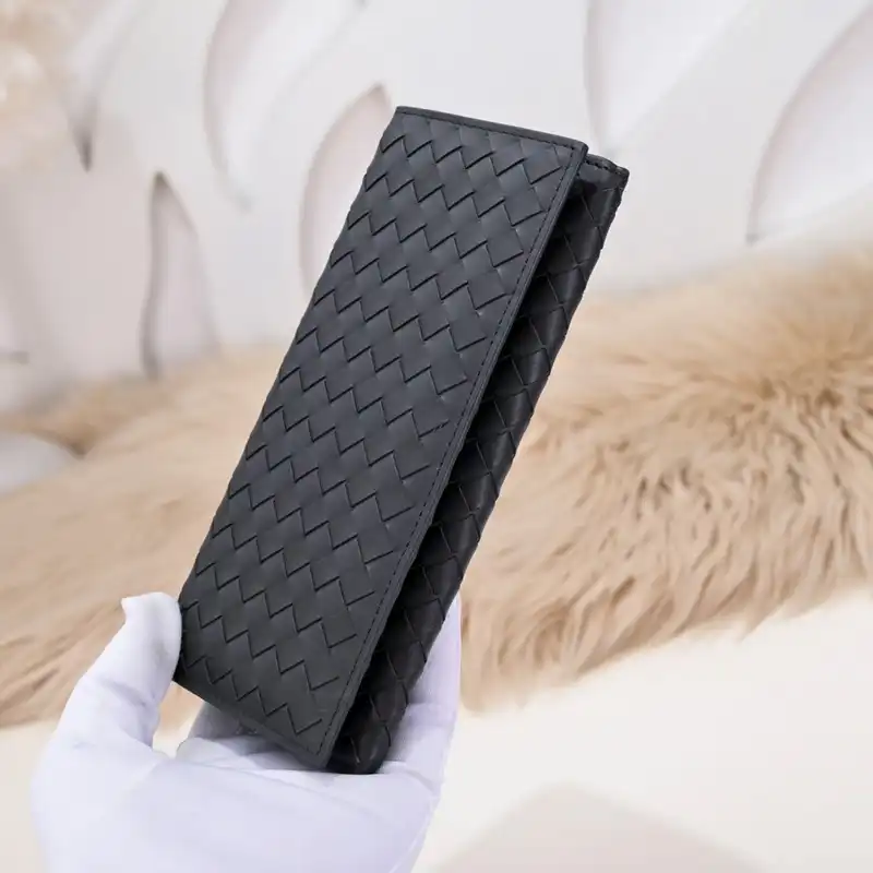 b0tt*ga Ven*ta bag 2212yz0057