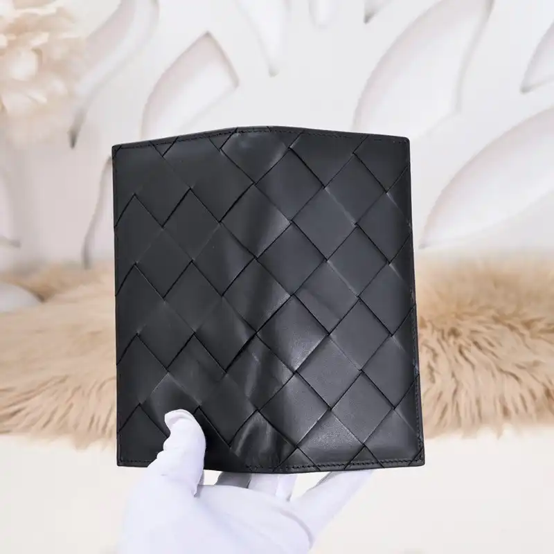 b0tt*ga Ven*ta bag 2212yz0061