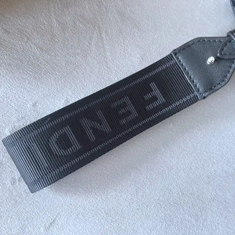 F**di bag 2301ya0045