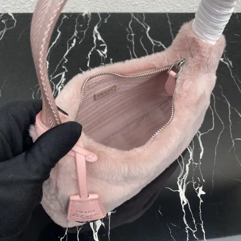 Pra*a bag 2301yz0015