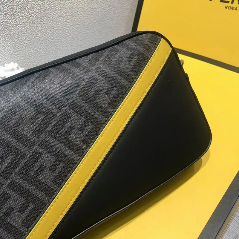 F**di bag 2301yz0046