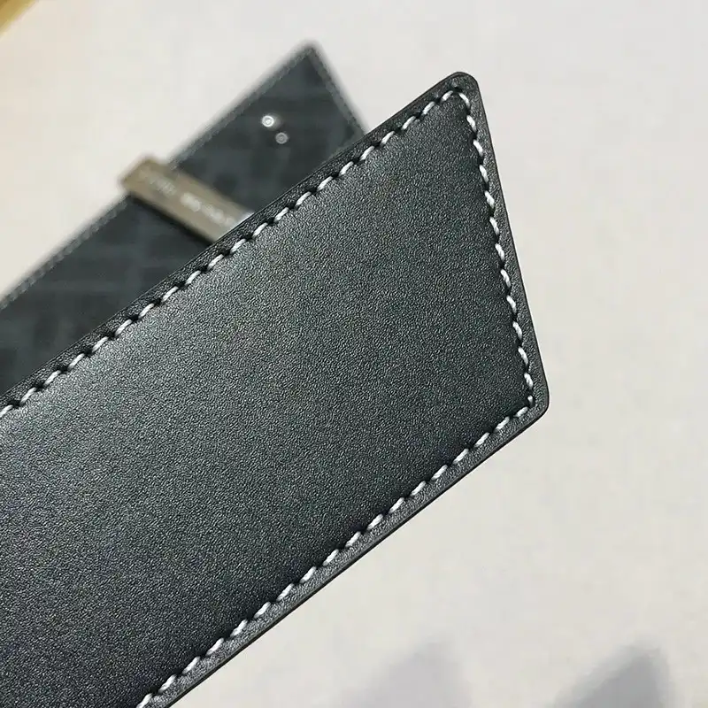 F**di belts 2306xf0105