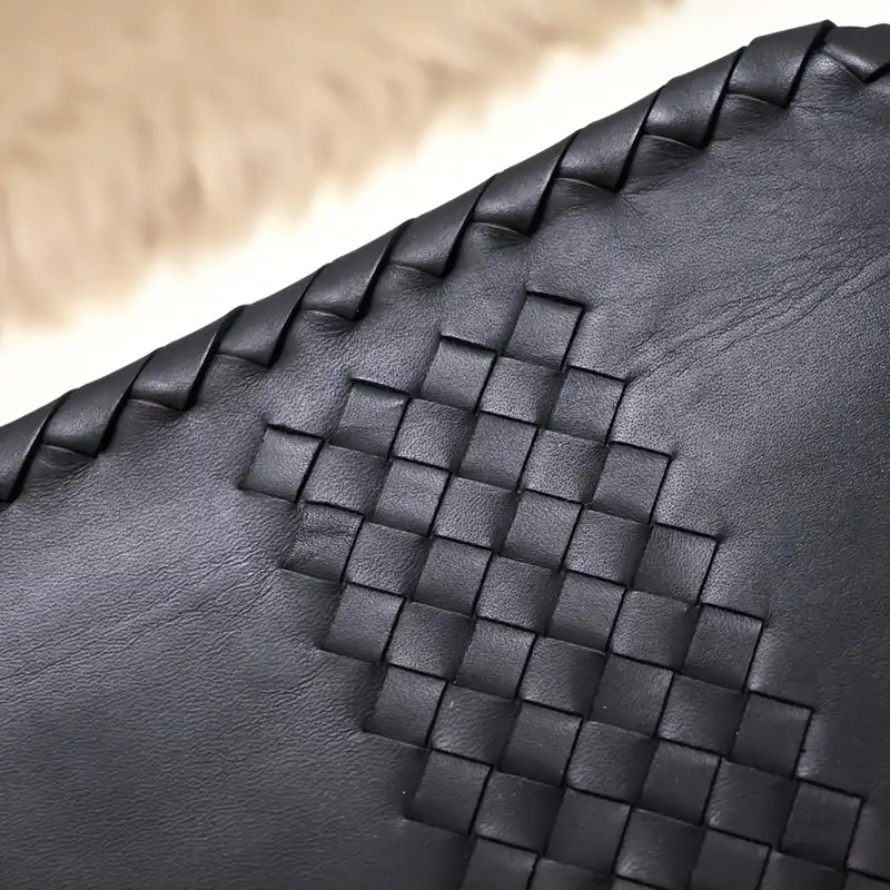 b0tt*ga Ven*ta bags 2401ya0012