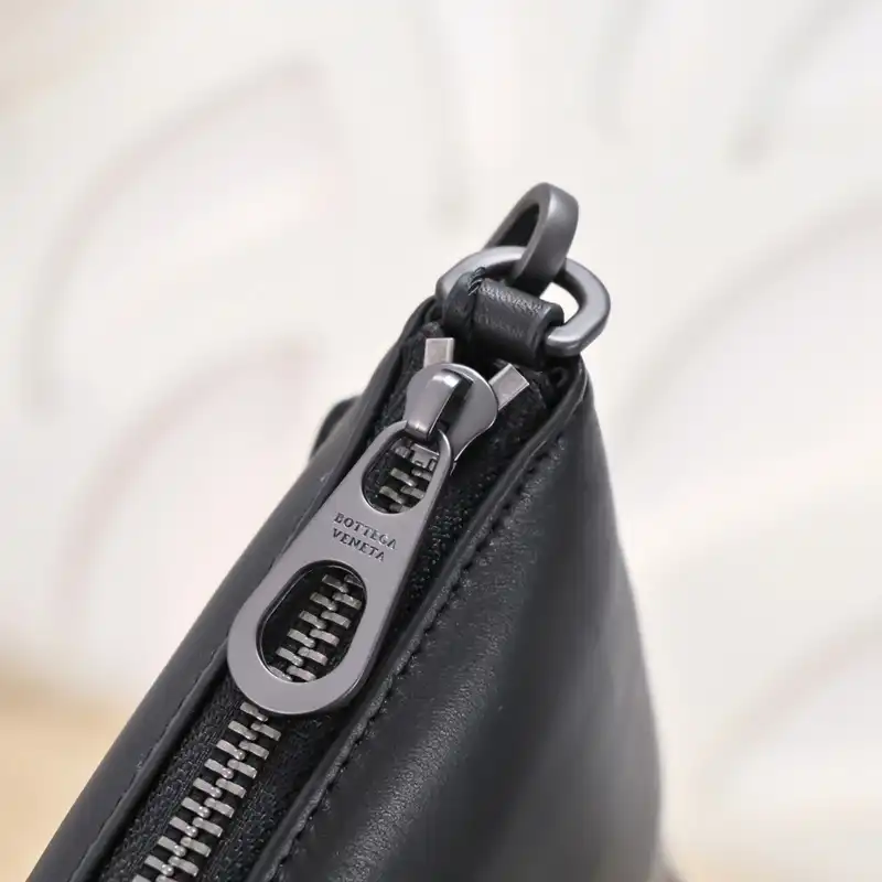 b0tt*ga Ven*ta bags 2401ya0013