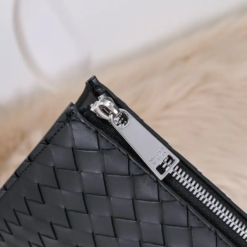 b0tt*ga Ven*ta bags 2401ya0015