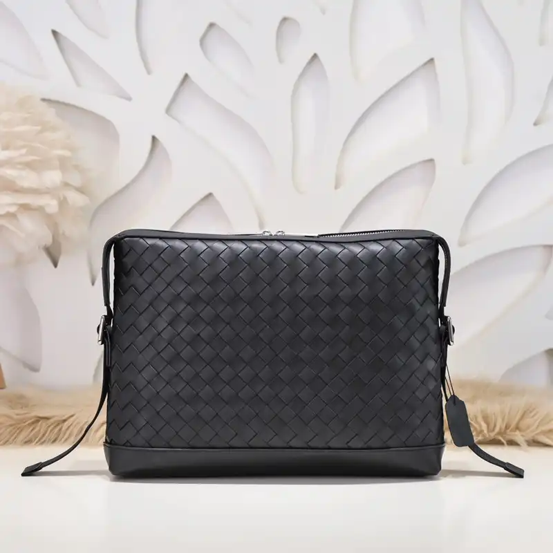 b0tt*ga Ven*ta bags 2401ya0018