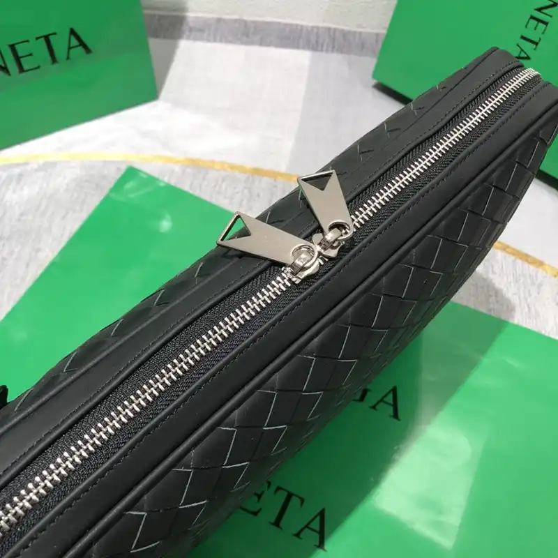 b0tt*ga Ven*ta bags 2401ya0083