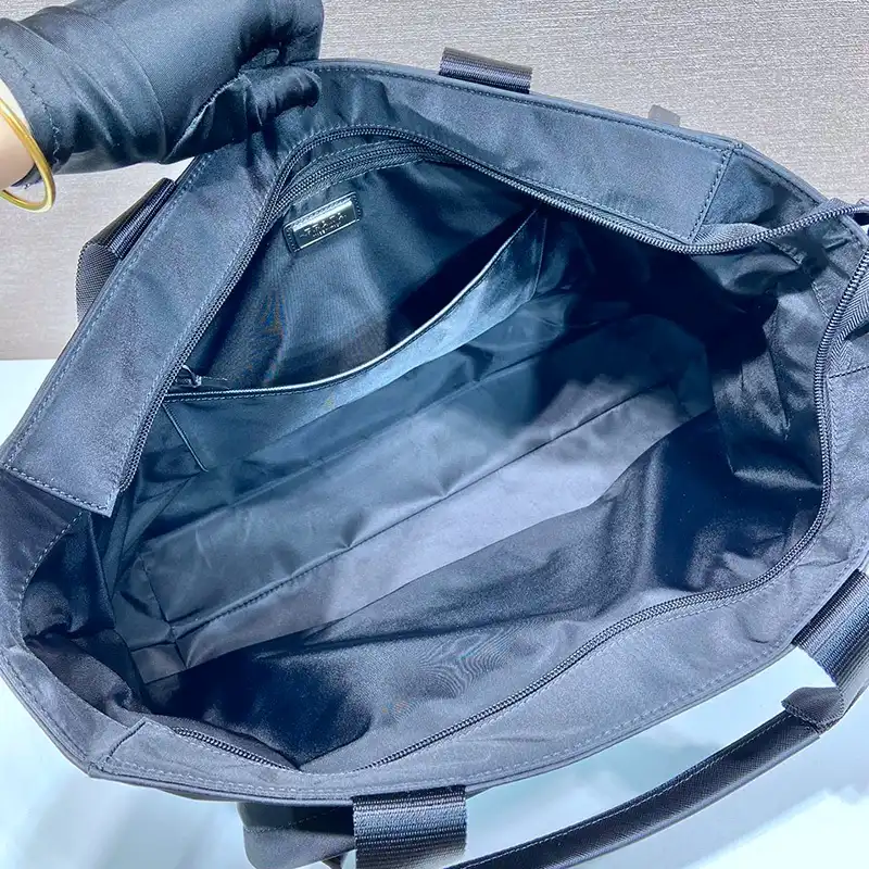 Pra*a bags 2401ya0088