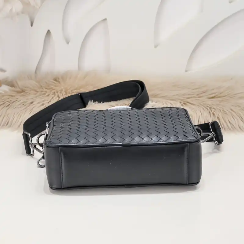 b0tt*ga Ven*ta bags 2401ya0106