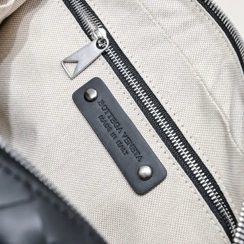 b0tt*ga Ven*ta bags 2401ya0116