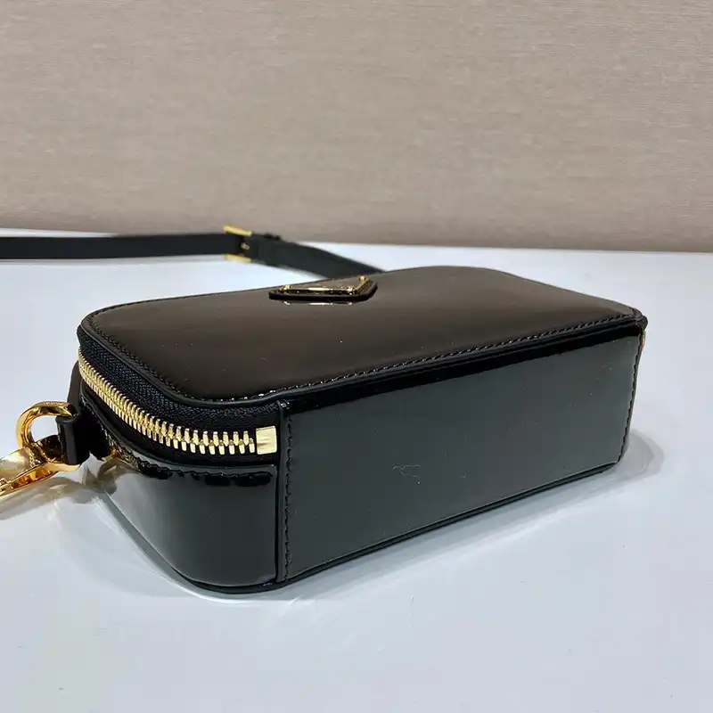 Pra*a bags 2401ya0137