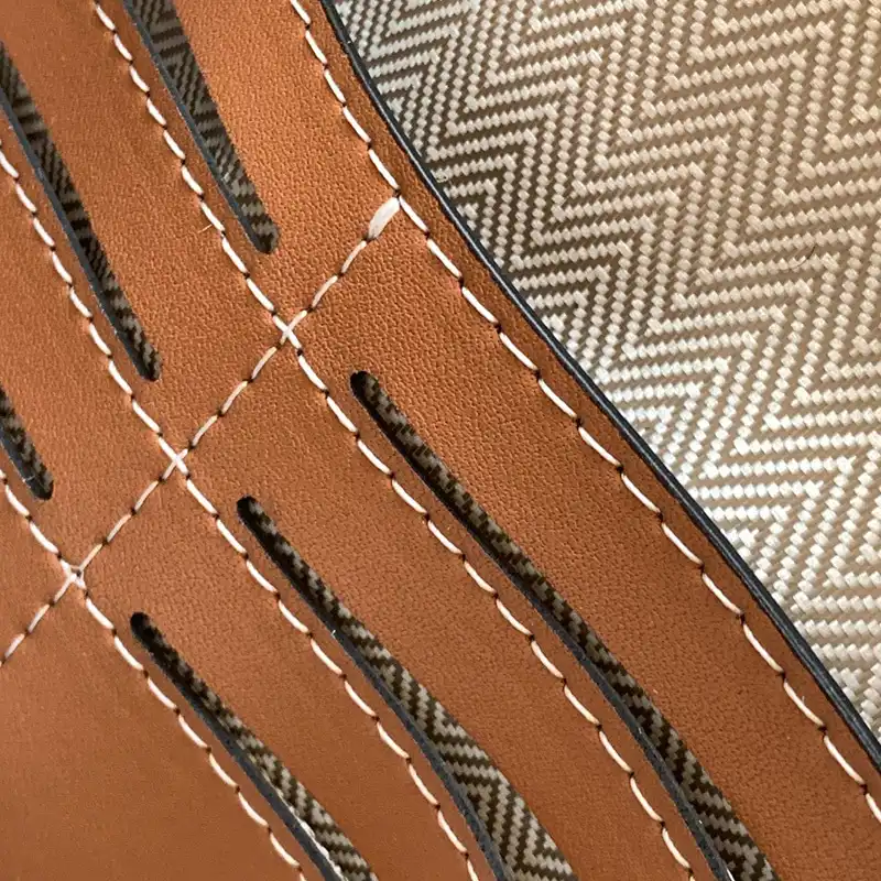 H**me5 bags 2404ya0019