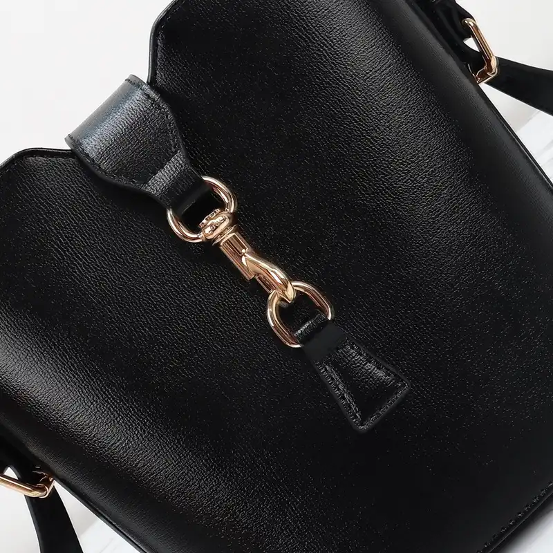 G*u*i bags 2405ya0120