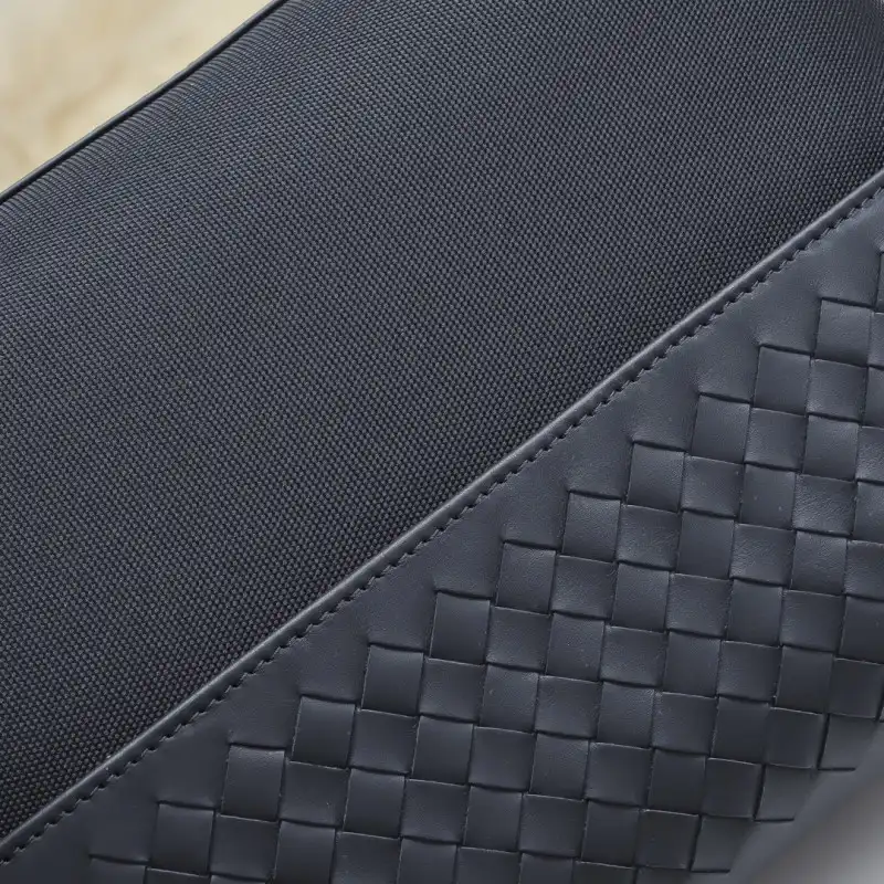 b0tt*ga Ven*ta bags 2406ya0003