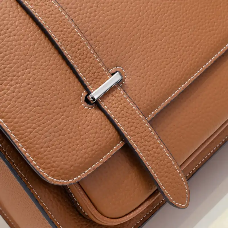 H**me5 bags 2406ya0118