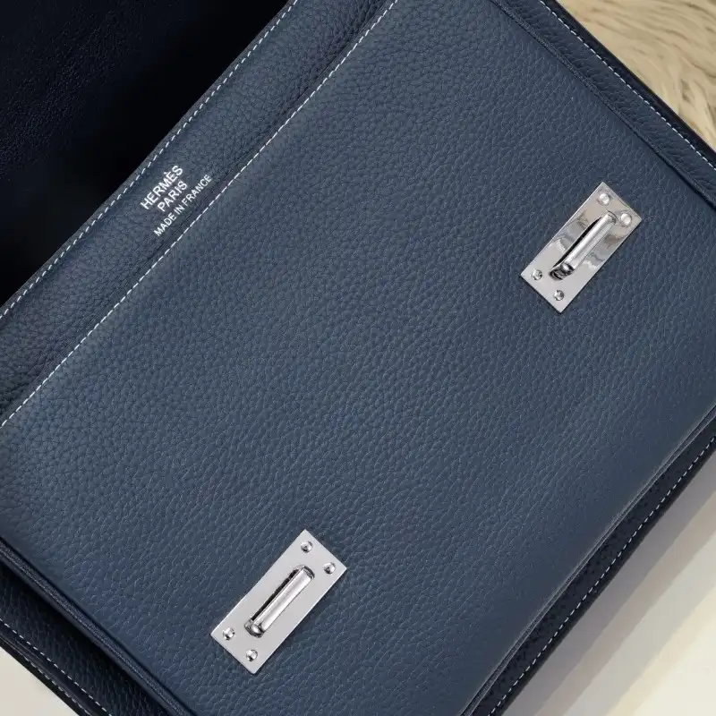 H**me5 bags 2406ya0120