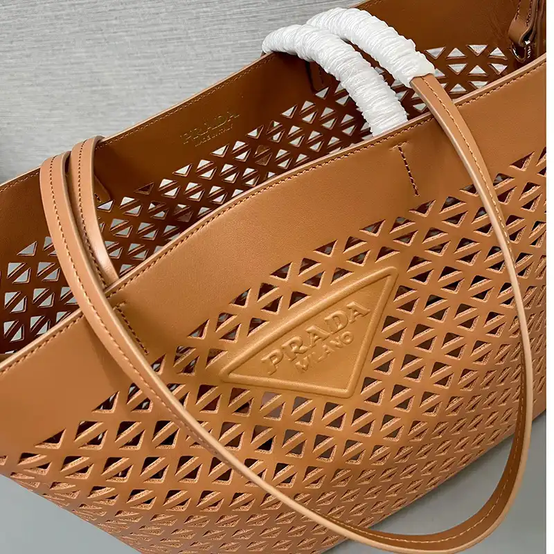 Pra*a bags 2406ya0169