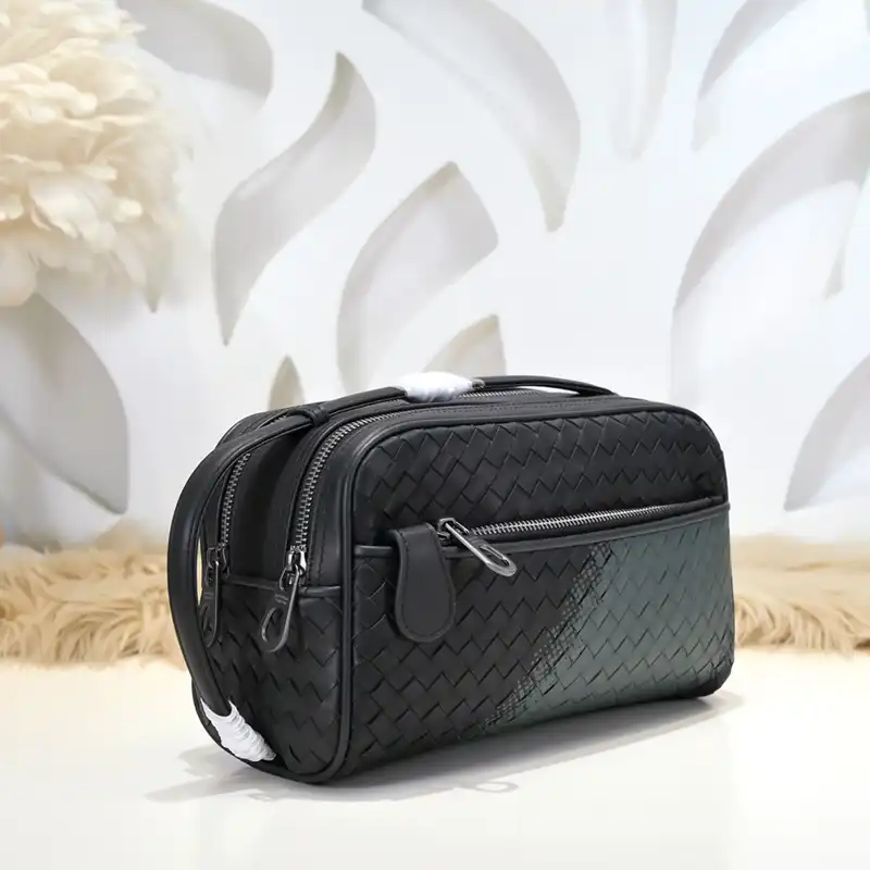 b0tt*ga Ven*ta bags 2409ya0040