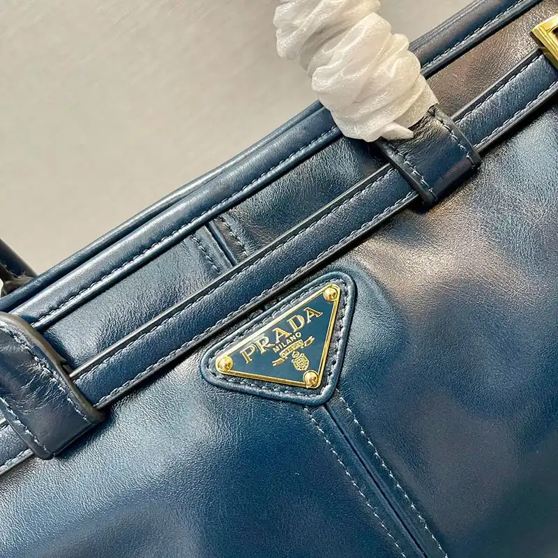 Pra*a bags 2409ya0105