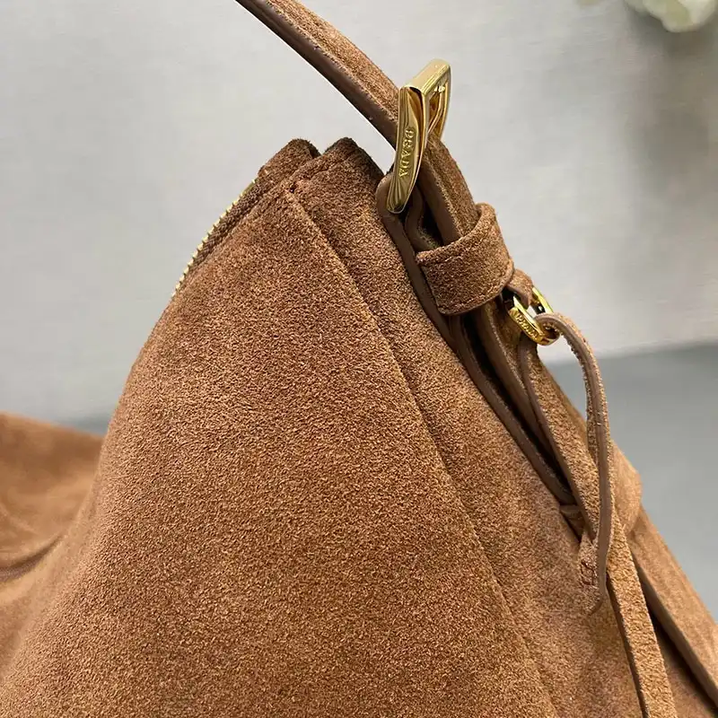 Pra*a bags 2409ya0125