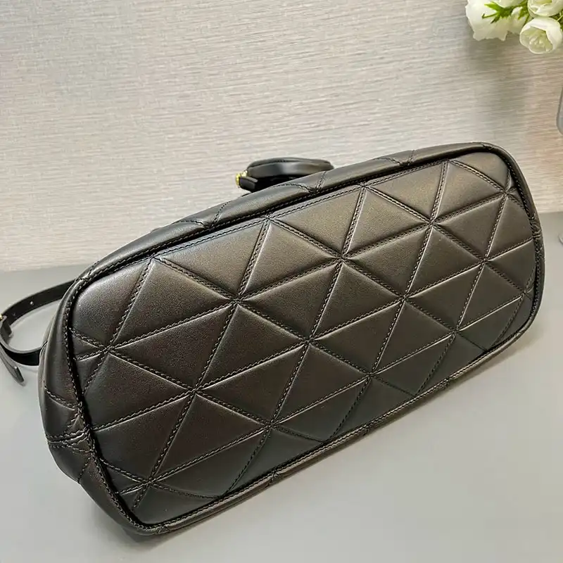 Pra*a bags 2409ya0130