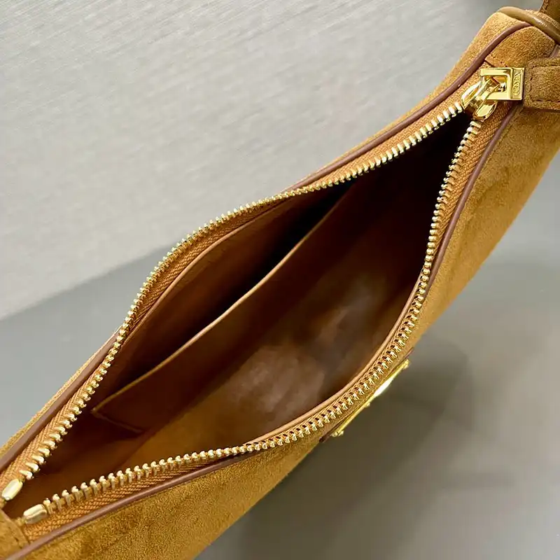 Pra*a bags 2410ya0088