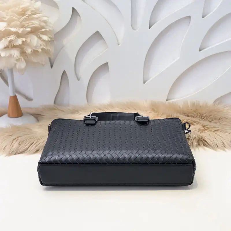 b0tt*ga Ven*ta bags 2410ya0185