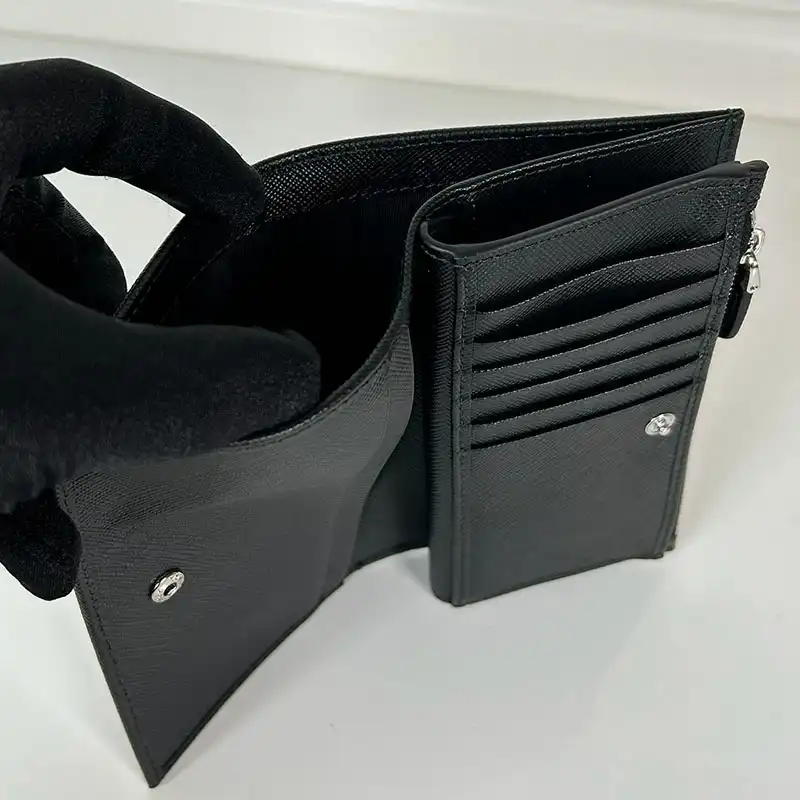 Pra*a bags 2411ya0008