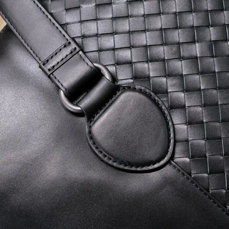 b0tt*ga Ven*ta bags 2411ya0048