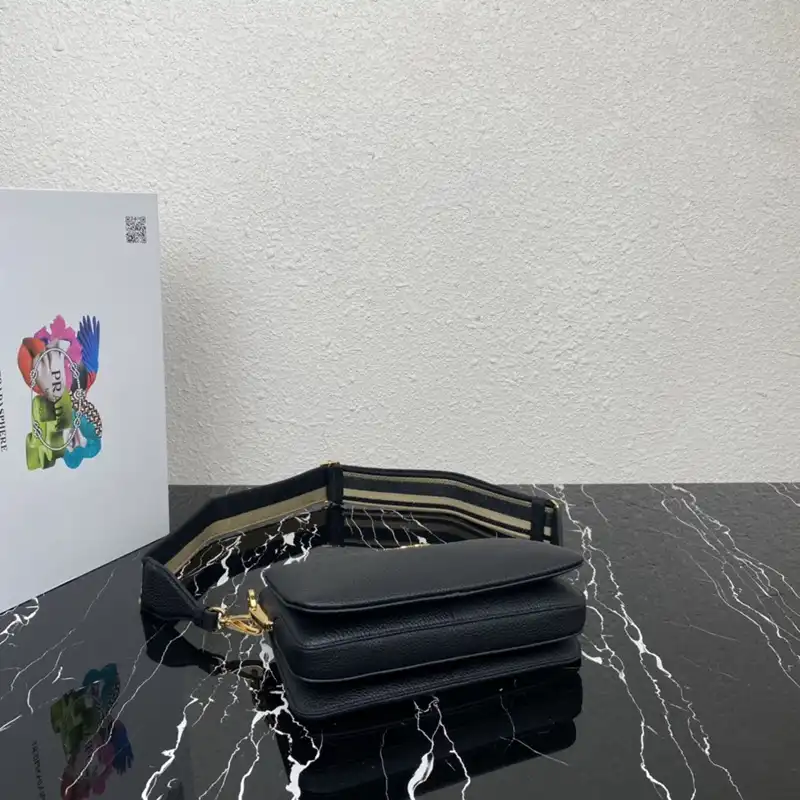 Pra*a bags 2411ya0113