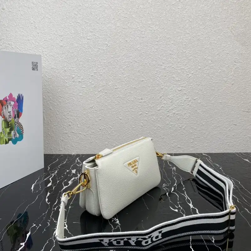 Pra*a bags 2411ya0115