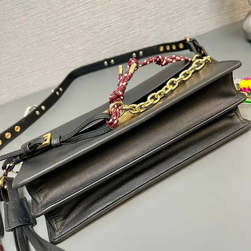 Pra*a bags 2411ya0121