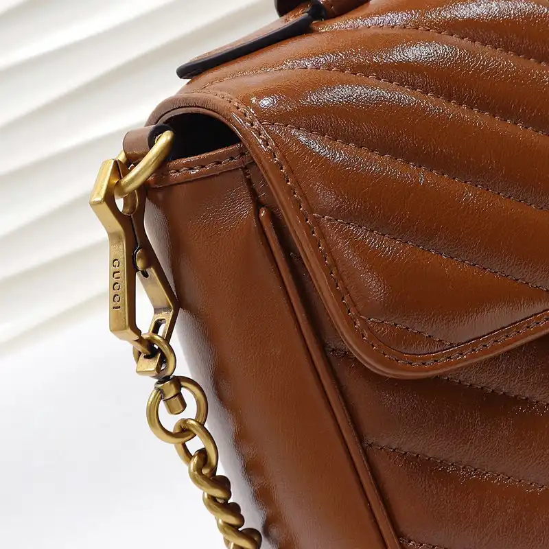 G*u*i bags 2012sh0008