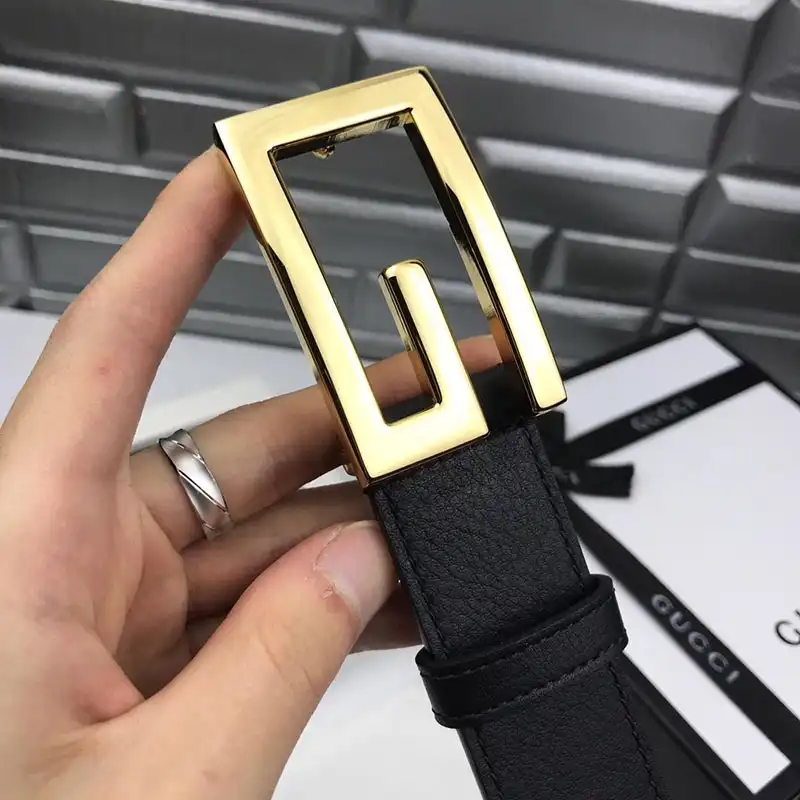 G*u*i s belts 19bl0096