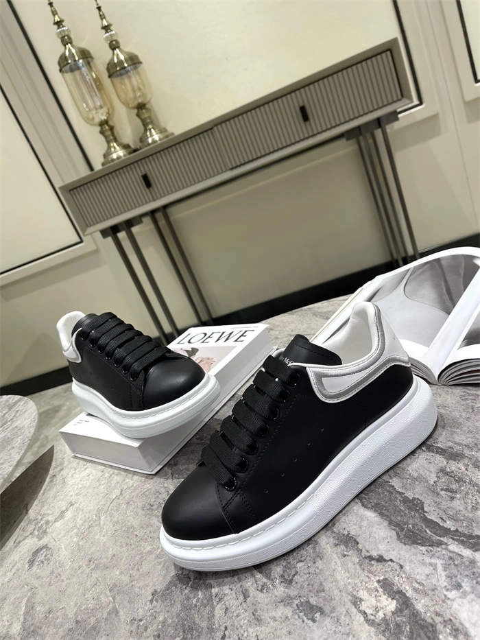 a1exa*der Mcqv*en oversized sleek 2586