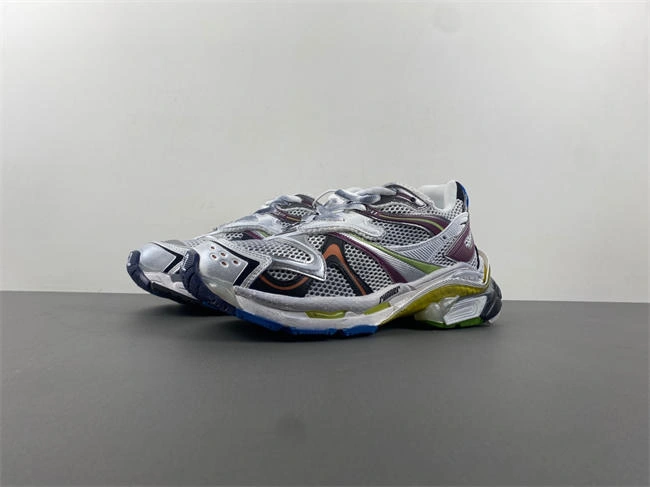 Resilient Balenciaga 779066-W3RBXP- 4325