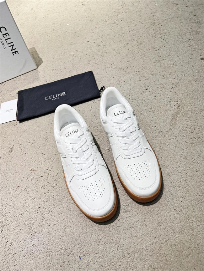 Vibrant Celine Sneaker 2301
