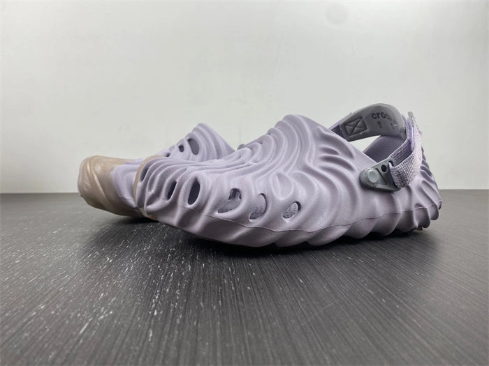 bright Cr0c5 pollex clog by salehe bembury urchin 207393-5ps 5601