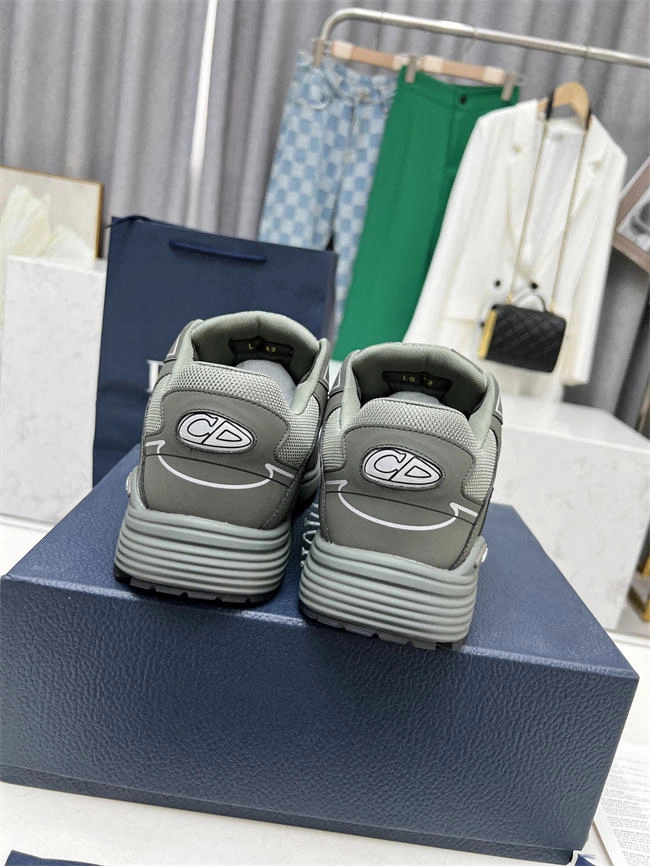 compact D10r 30 dr 1025