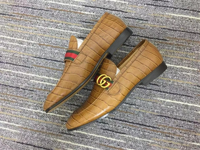 G*u*i loafer compact 310