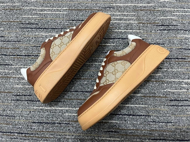 G*u*i low top sneaker breathable 555