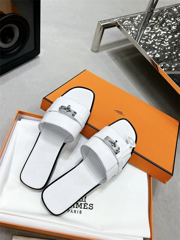 Elegant H Slipper 2372