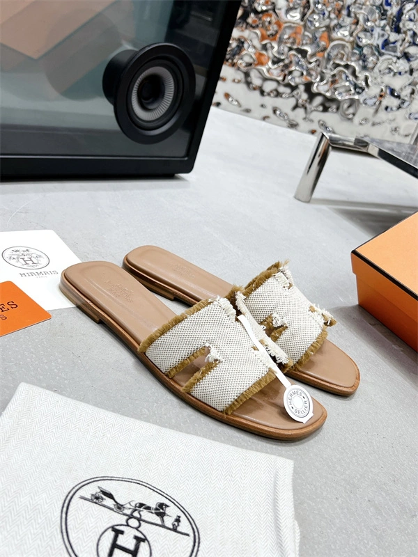 Premium H Slipper 2373